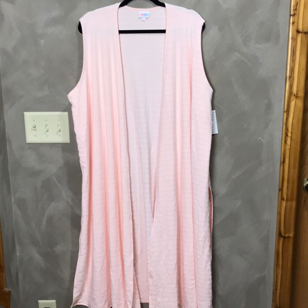 NWT LuLaRoe Joy vest, pale pink